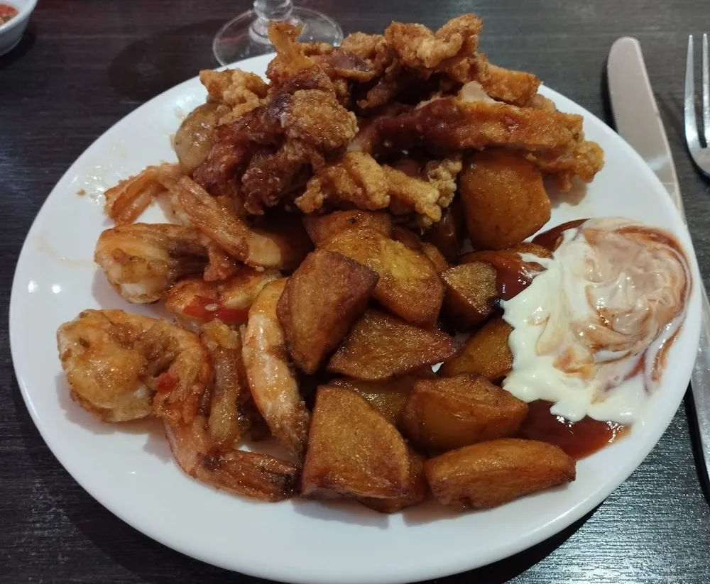 Crevettes Pomme de Terre Sautées Nourriture Frit